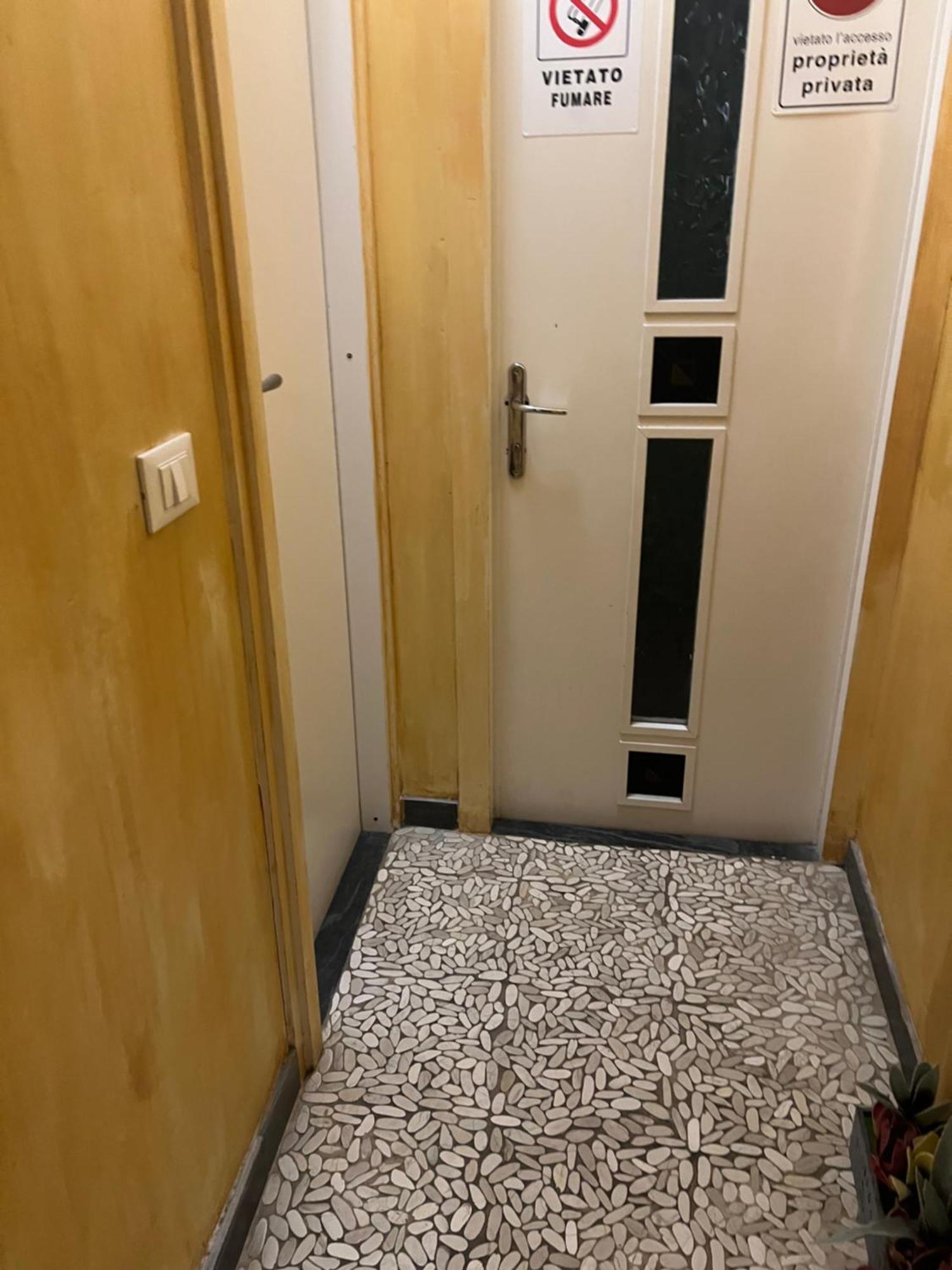 Marieta Rooms Сарцана Екстериор снимка